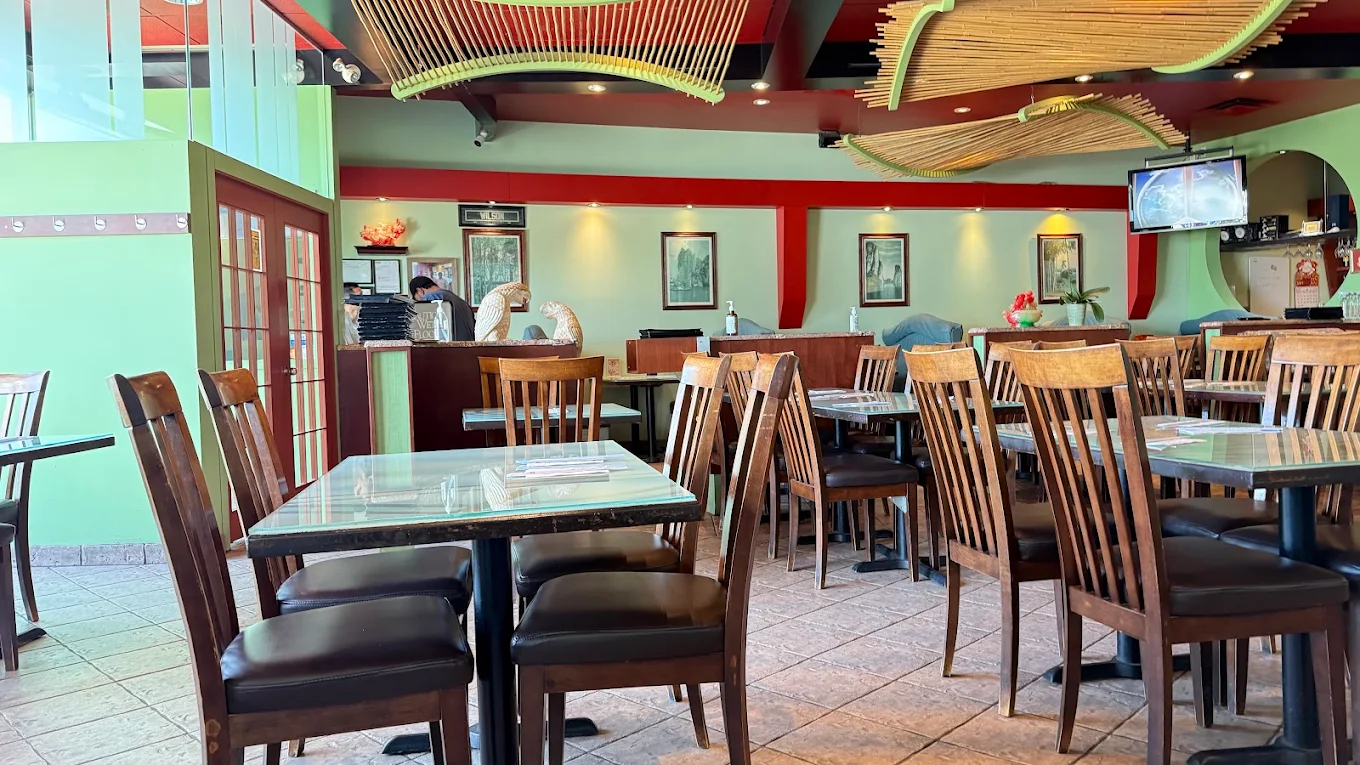 Fast Vietnamese food delivery in Silverado Calgary
